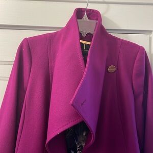 Ted Baker Size 2 70% Wool, 20% Polymode, 10% Cashmere Women’s Raspberry Coat